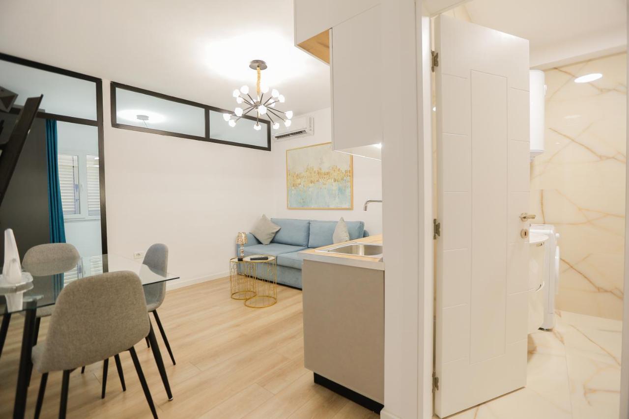 Miku Apartment-adorable At Bllok Area