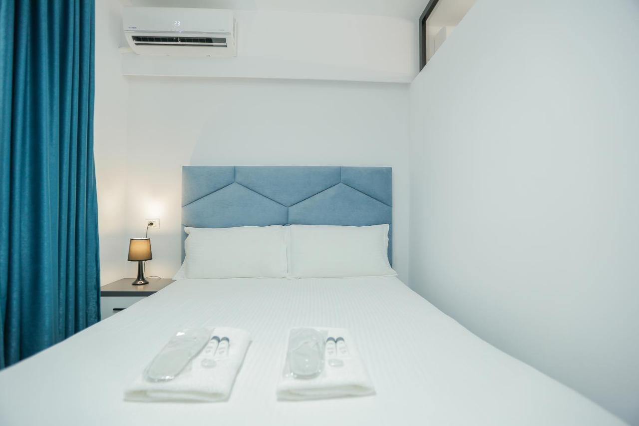 Miku Apartment-adorable At Bllok Area * Tirana