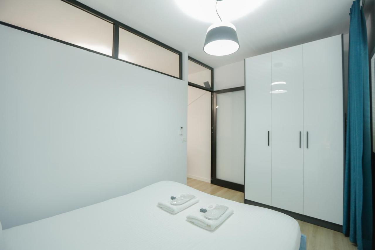Apartament Miku Apartment-adorable At Bllok Area *